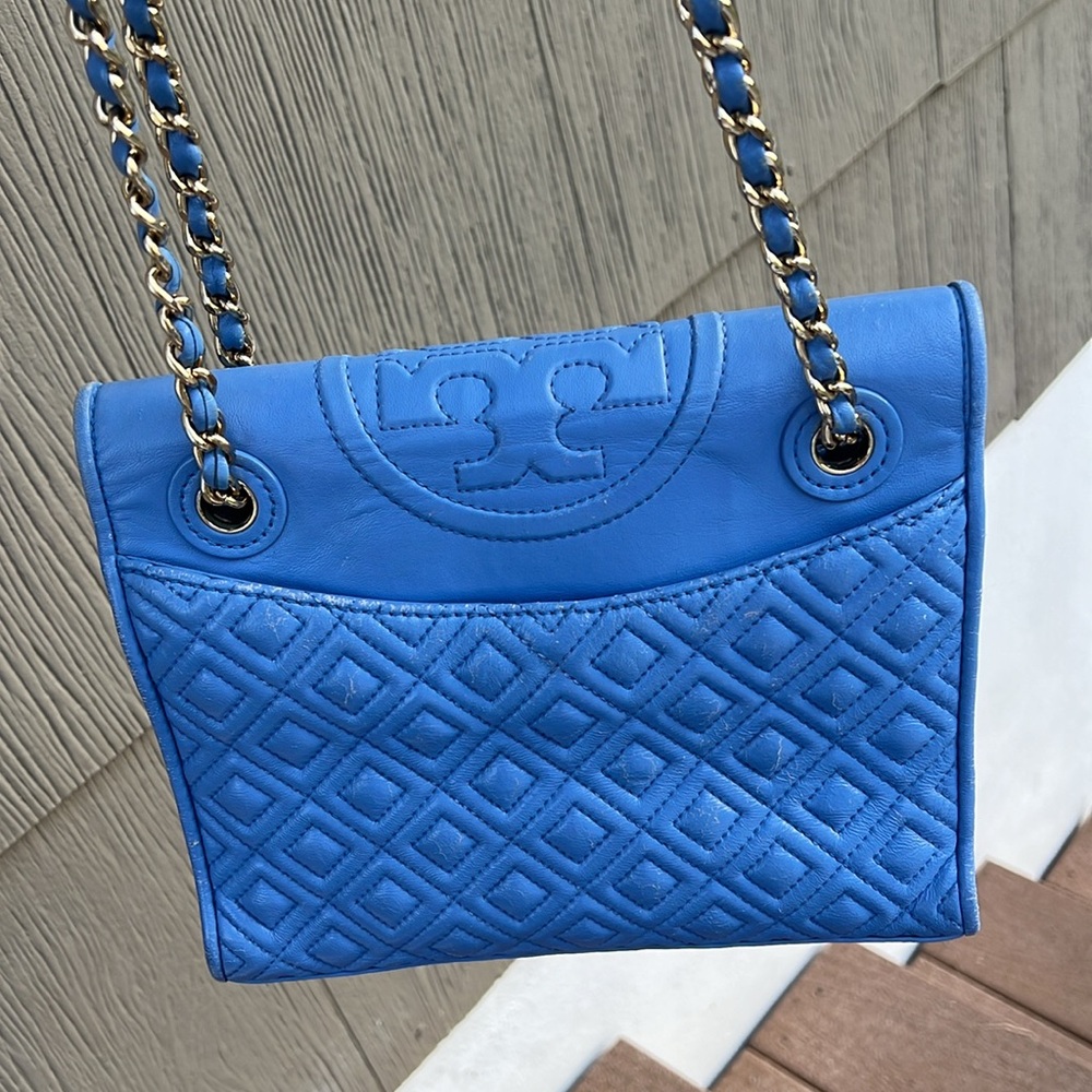 Stunning rare color Tory Burch convertible Fleming bag